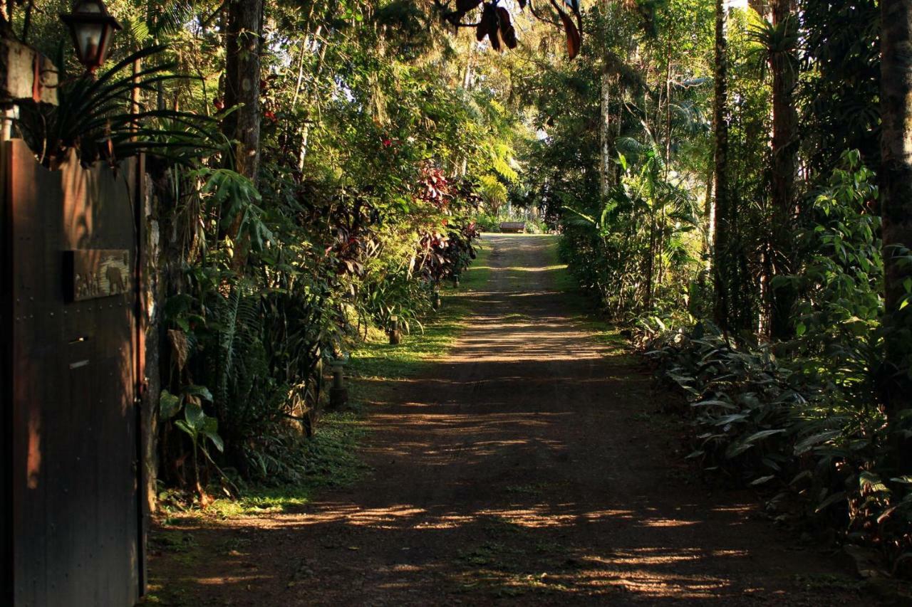 Quarto Varanda - Residencia Gaia Itatiaia Итатиая Экстерьер фото